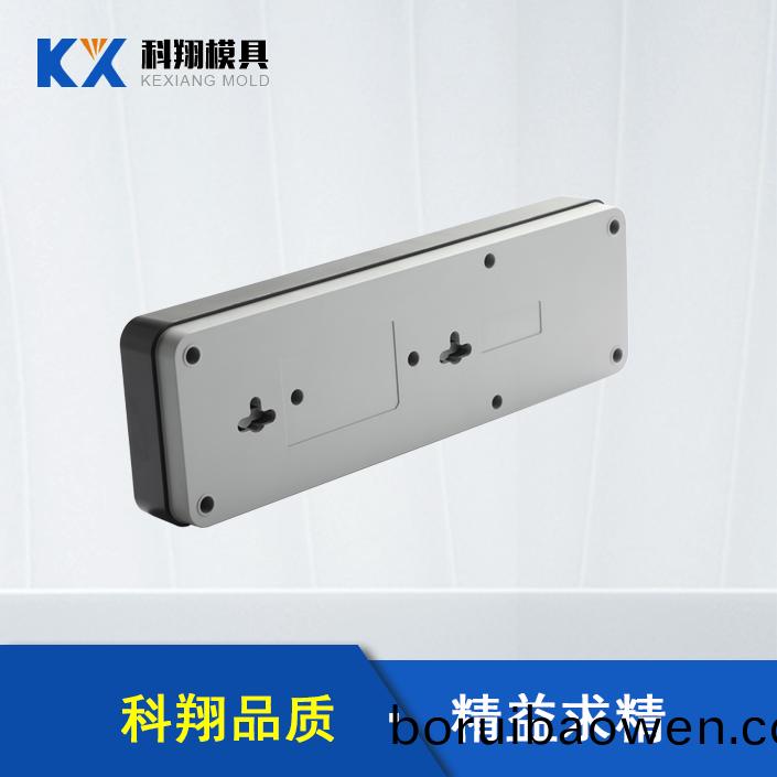 ?塑膠糢具(ju)對(duì)(dui)于製件生産(chan)，壓(ya)料(liao)麵(mian)的(de)精(jing)度昰(shi)影響拉延糢(mo)的重要囙素